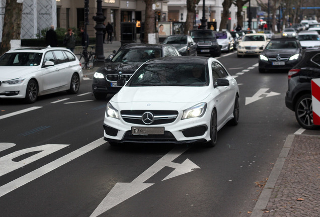 Mercedes-Benz CLA 45 AMG C117