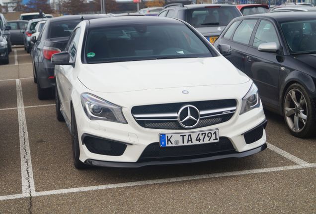 Mercedes-Benz CLA 45 AMG Shooting Brake