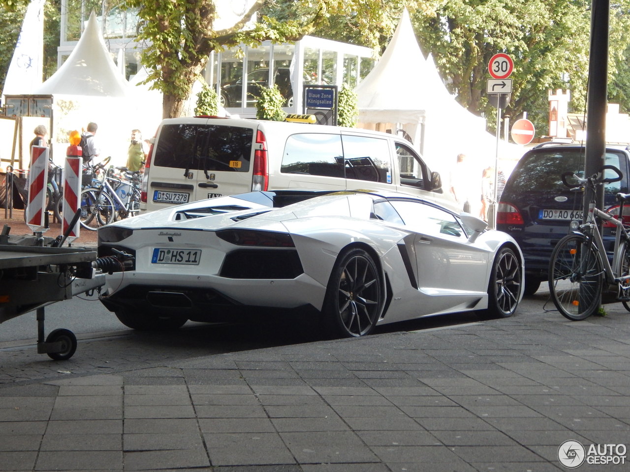 Lamborghini Aventador LP700-4 Roadster