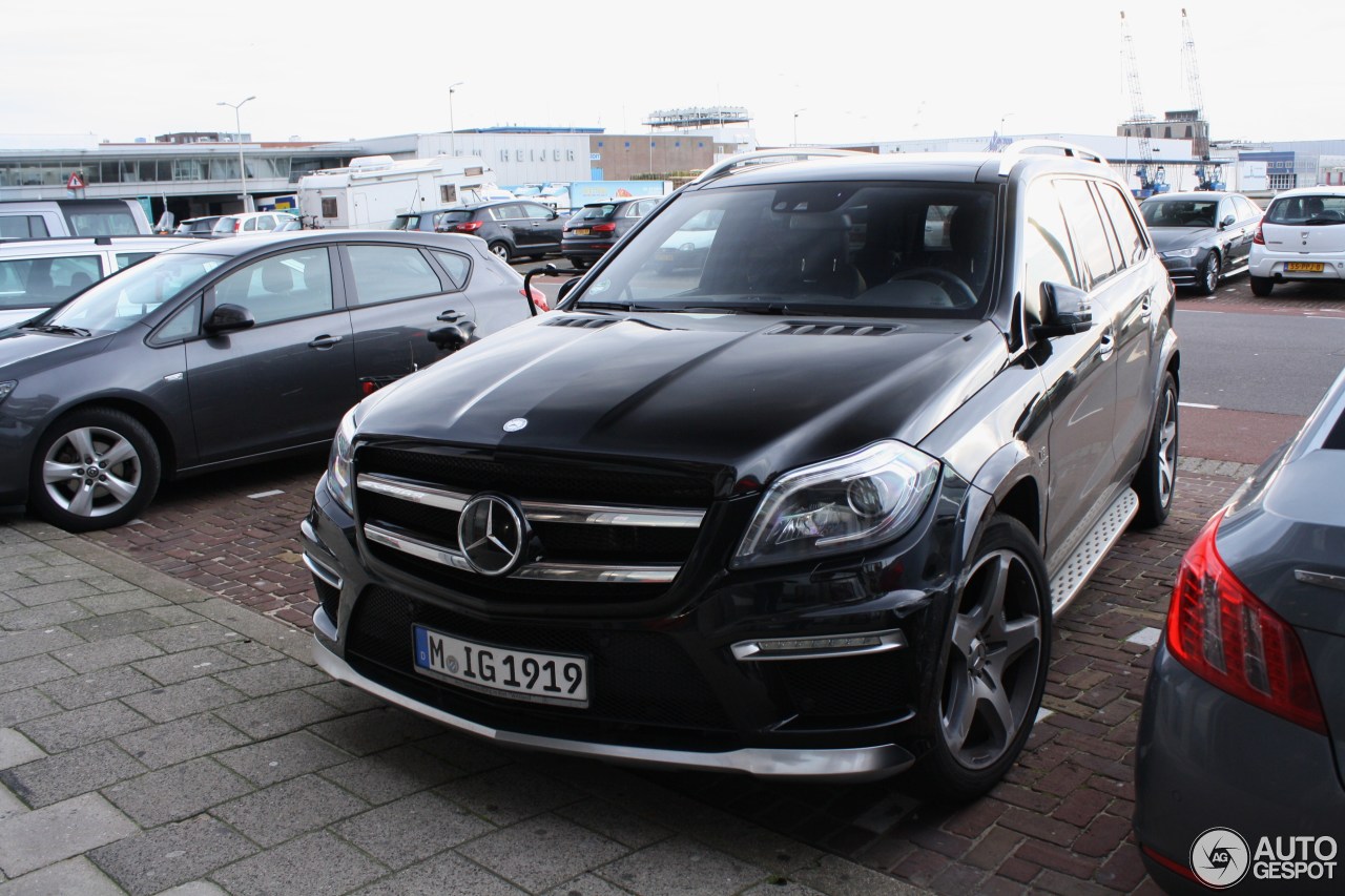 Mercedes-Benz GL 63 AMG X166