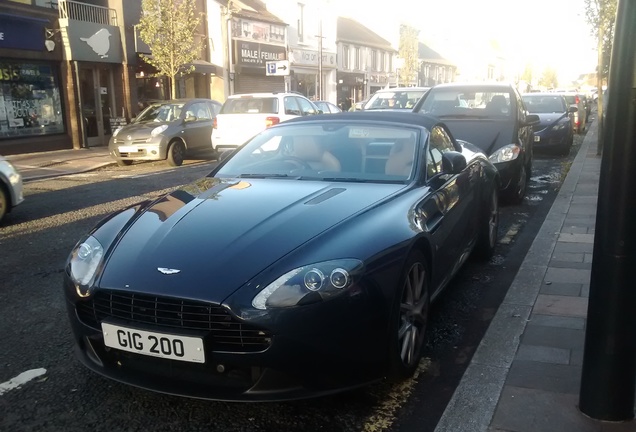 Aston Martin V8 Vantage Roadster 2012