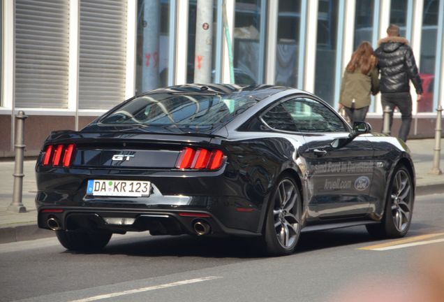 Ford Mustang GT 2015