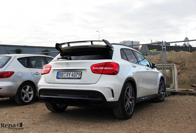 Mercedes-AMG GLA 45 X156