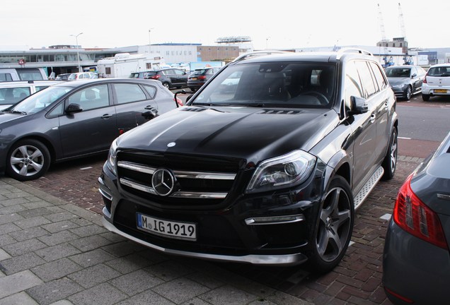 Mercedes-Benz GL 63 AMG X166