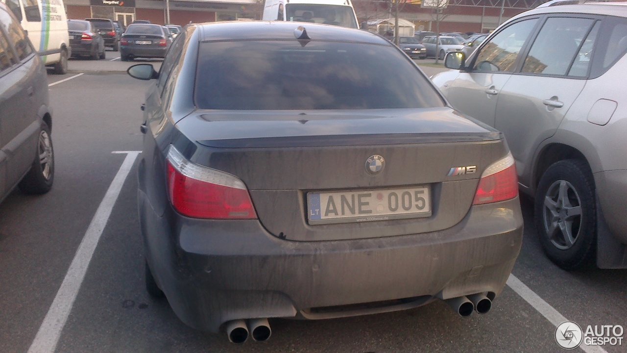 BMW M5 E60 2007