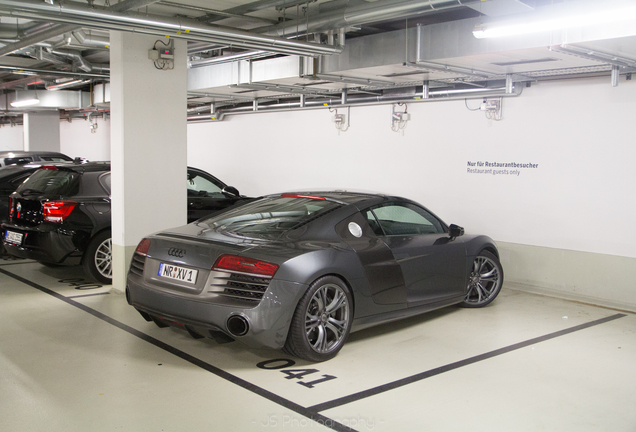 Audi R8 V10 Plus 2013