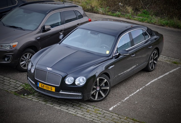 Bentley Flying Spur V8