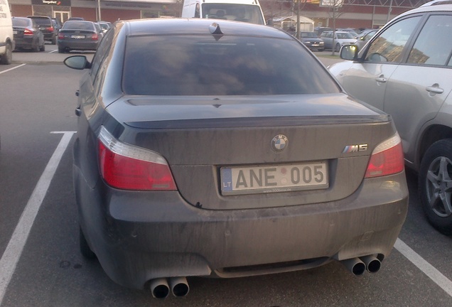 BMW M5 E60 2007