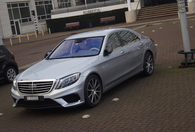 Mercedes-Benz S 63 AMG V222