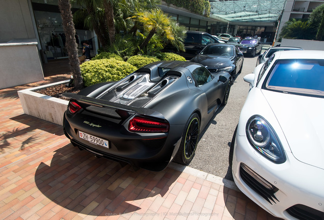 Porsche 918 Spyder Weissach Package