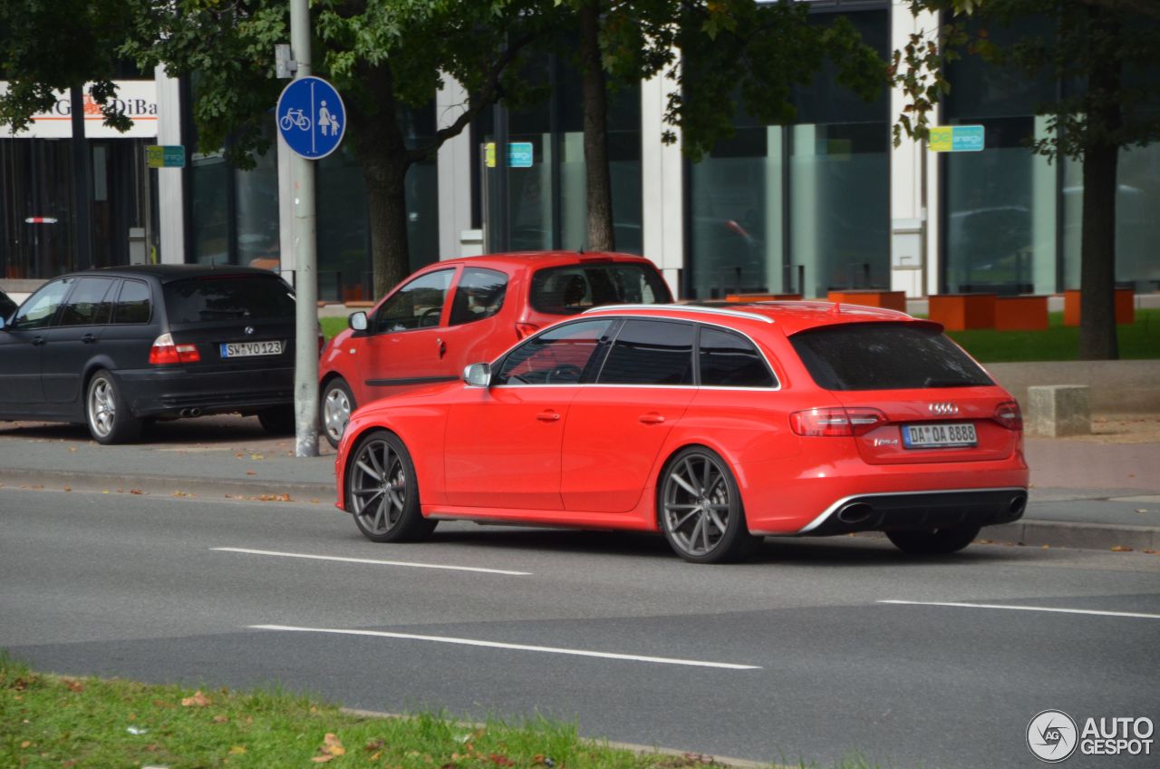 Audi RS4 Avant B8