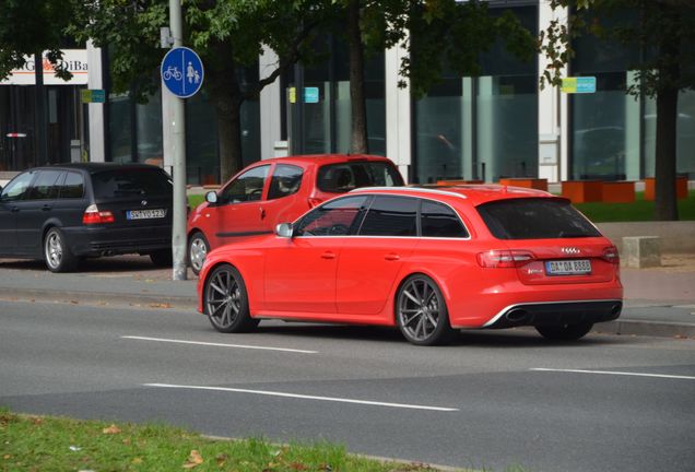 Audi RS4 Avant B8