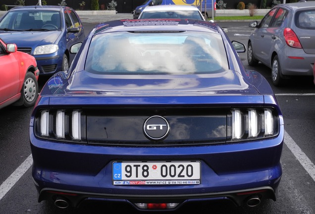 Ford Mustang GT 2015