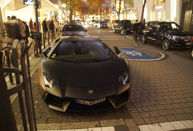 Lamborghini Aventador LP700-4