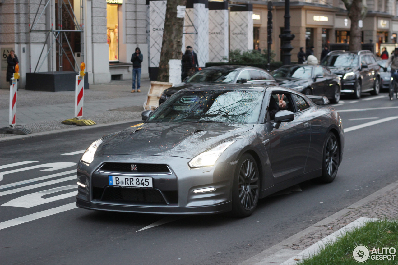 Nissan GT-R 2014