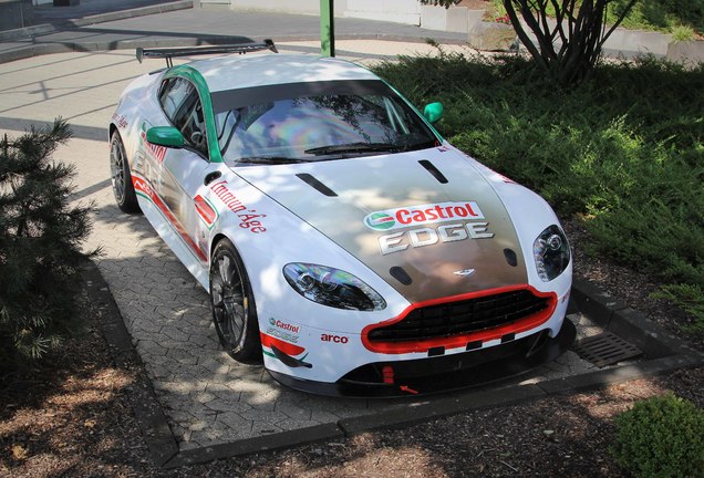 Aston Martin V8 Vantage GT4