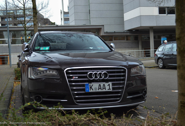 Audi S8 D4