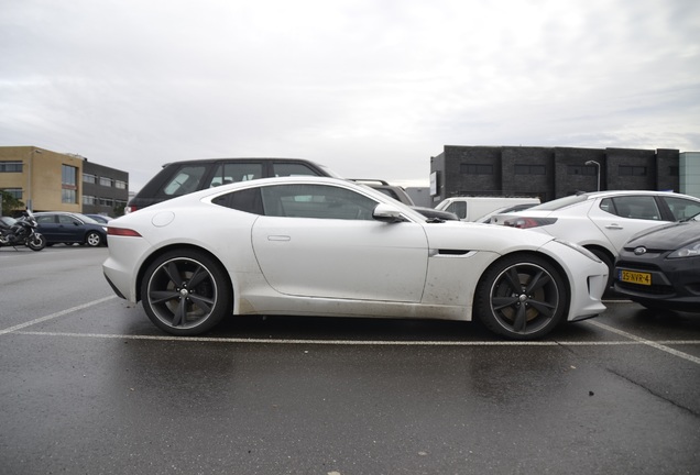 Jaguar F-TYPE S Coupé