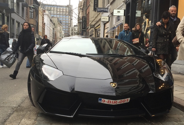 Lamborghini Aventador LP700-4