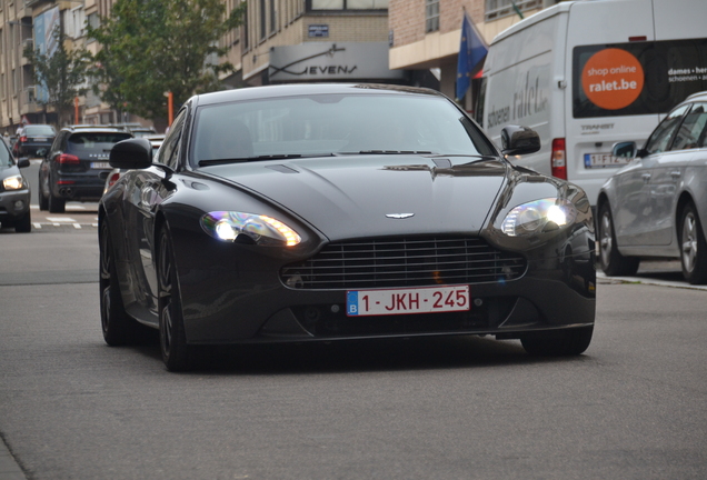 Aston Martin V8 Vantage S