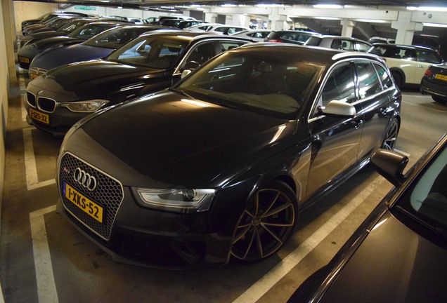 Audi RS4 Avant B8