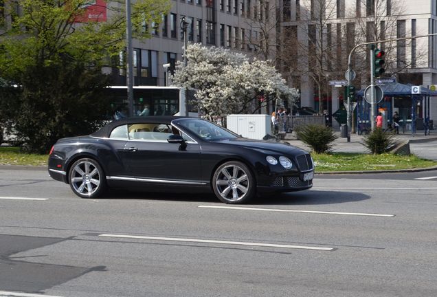 Bentley Continental GTC 2012