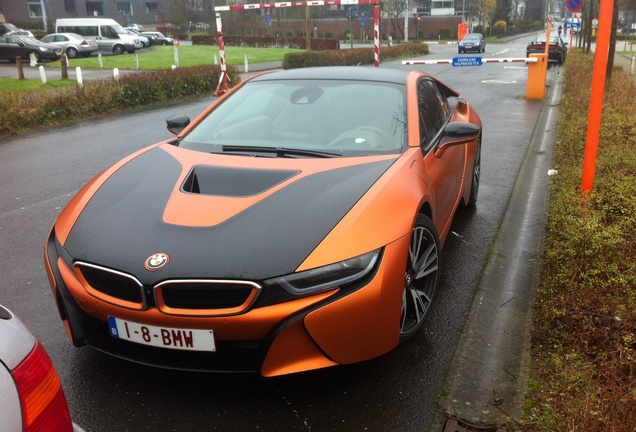 BMW i8