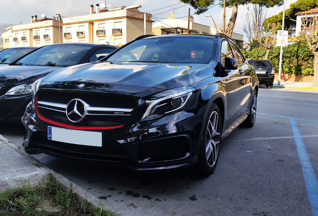 Mercedes-Benz GLA 45 AMG Edition 1