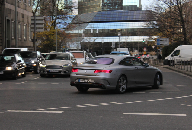 Mercedes-Benz S 63 AMG Coupé C217