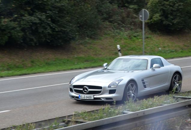 Mercedes-Benz SLS AMG