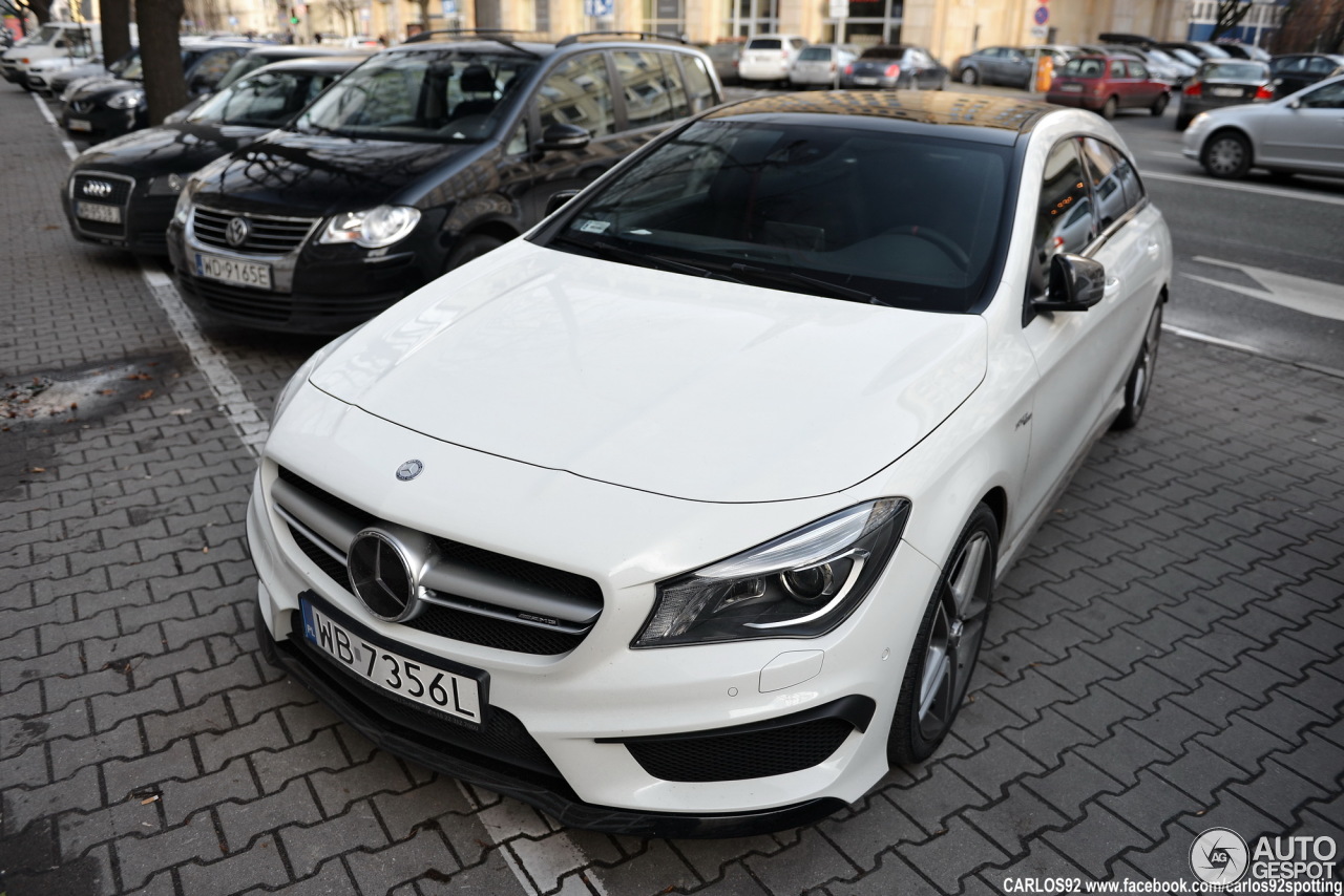 Mercedes-Benz CLA 45 AMG Shooting Brake