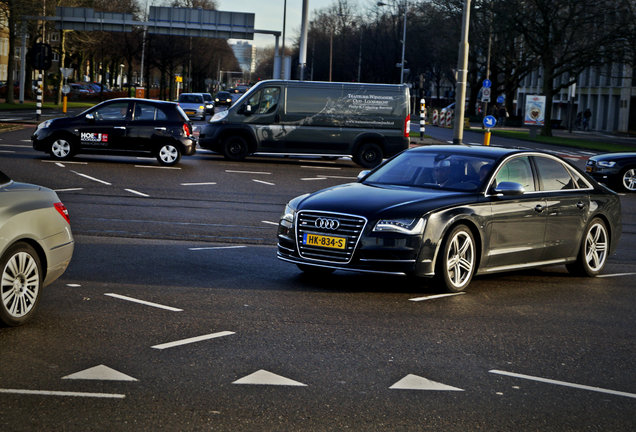 Audi S8 D4