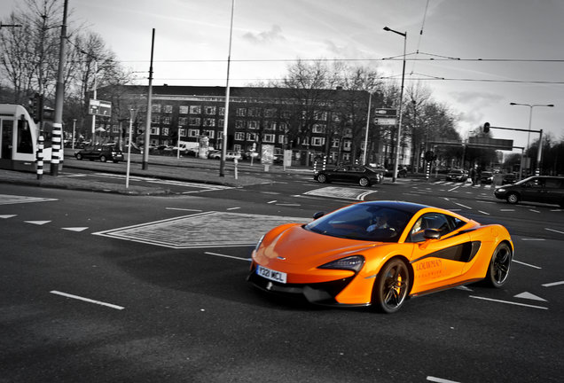 McLaren 570S