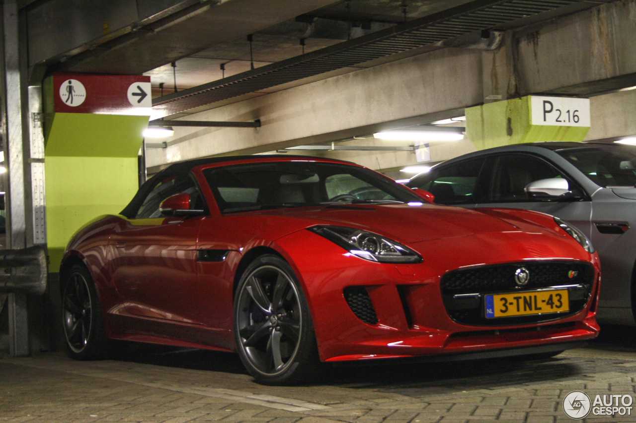 Jaguar F-TYPE S Convertible