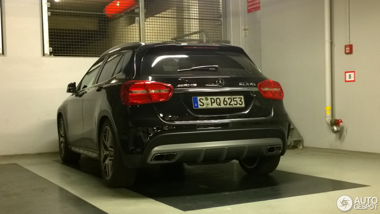 Mercedes-AMG GLA 45 X156