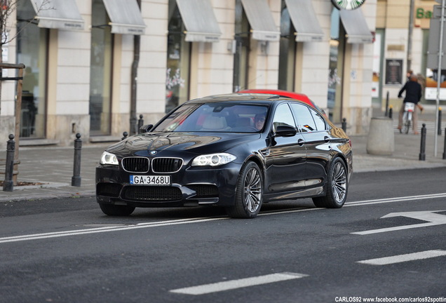 BMW M5 F10 2011