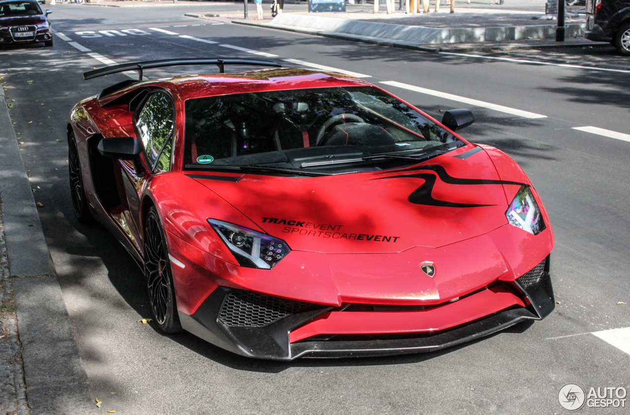 Lamborghini Aventador LP750-4 SuperVeloce