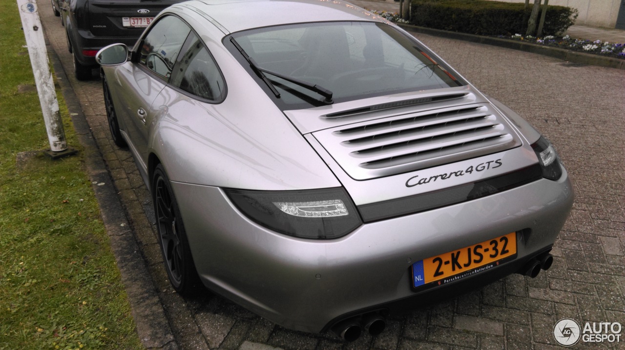 Porsche 997 Carrera 4 GTS