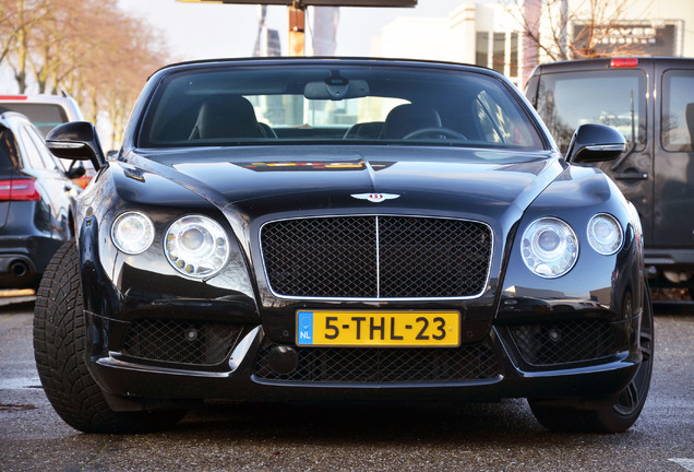 Bentley Continental GTC V8