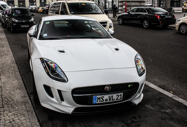 Jaguar F-TYPE R AWD Coupé