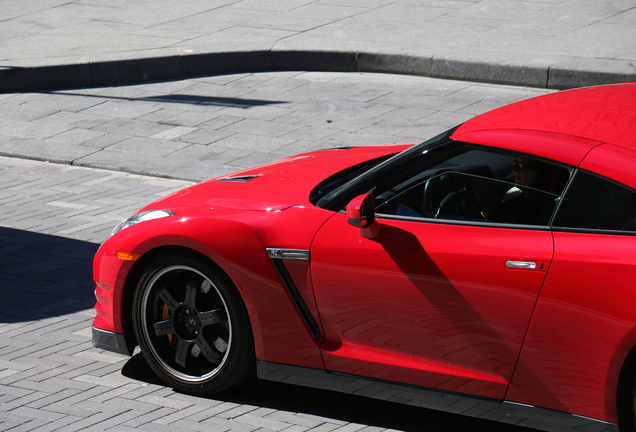 Nissan GT-R 2012