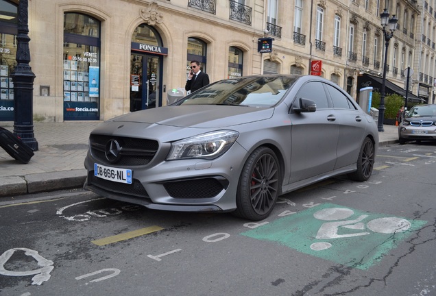 Mercedes-Benz CLA 45 AMG C117