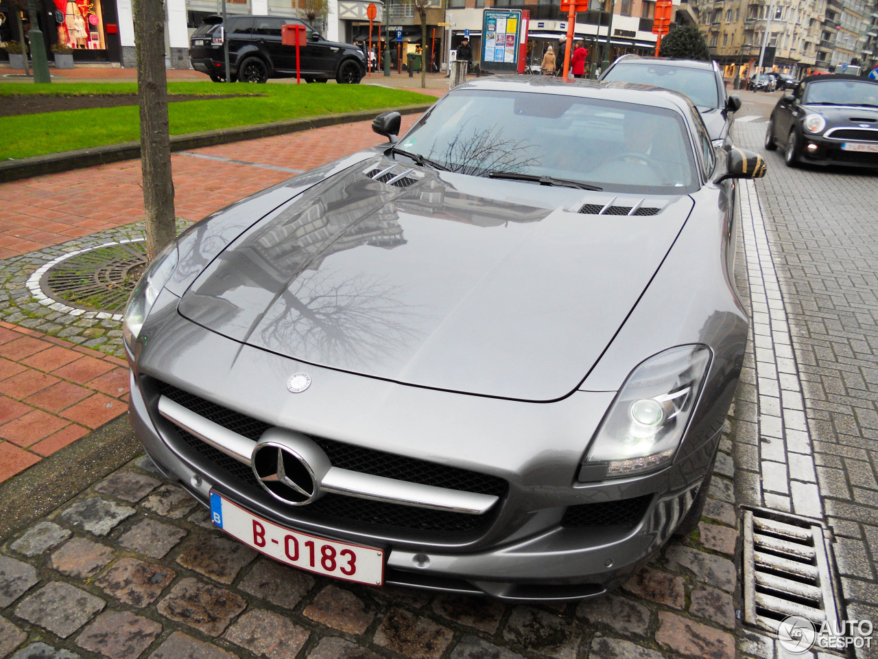 Mercedes-Benz SLS AMG