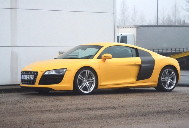 Audi R8 V10