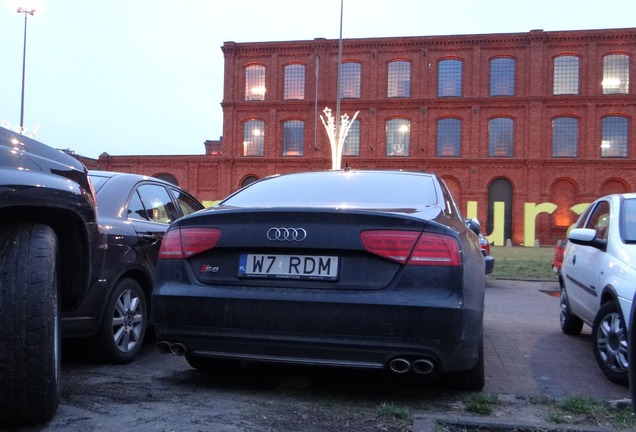 Audi S8 D4