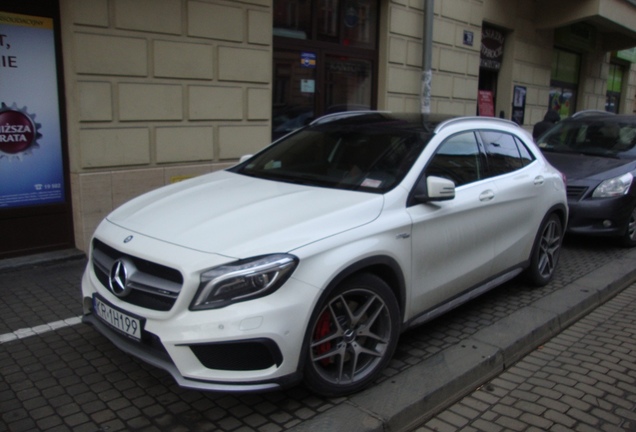 Mercedes-Benz GLA 45 AMG X156