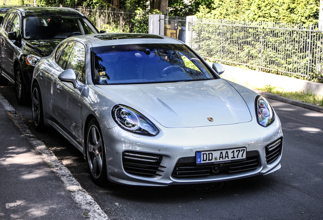 Porsche 970 Panamera GTS MkII