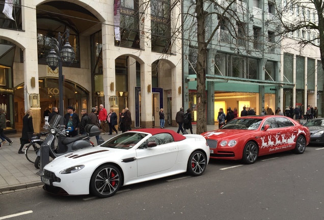 Aston Martin V12 Vantage Roadster