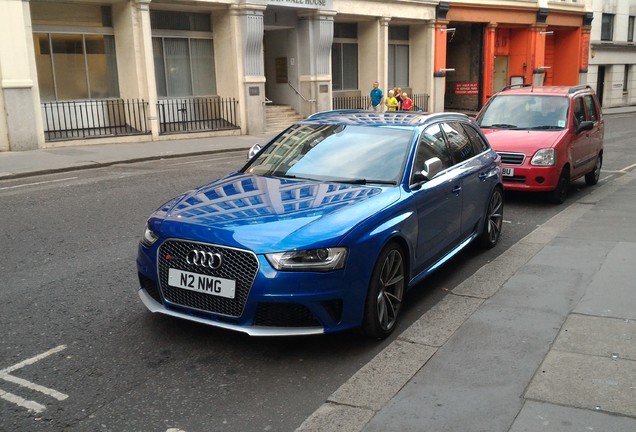 Audi RS4 Avant B8