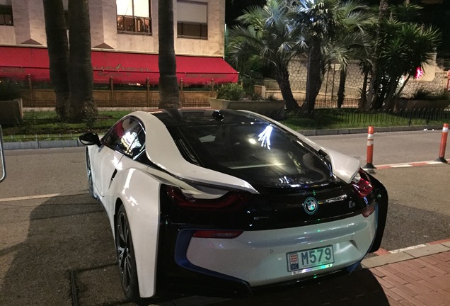 BMW i8